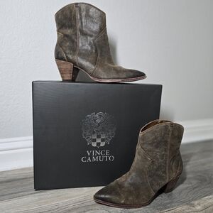 Vince Camuto Salintino Tobacco Vintage Suede Booties, Size 7.5 M